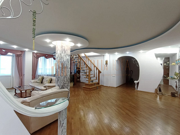 6-к квартира, 314 кв.м. (№2632)
