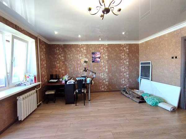 3-к квартира, 82 кв.м. (№2837)