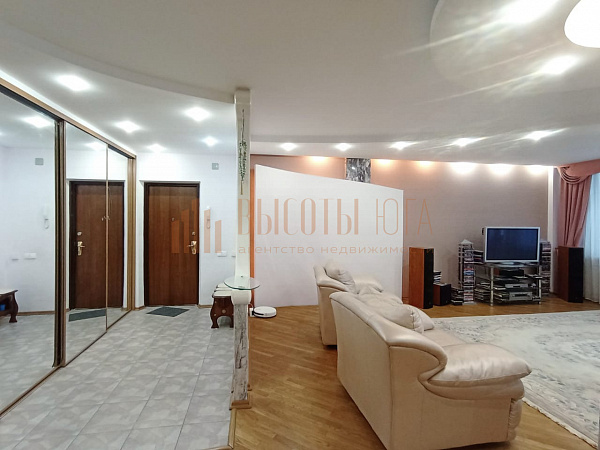 6-к квартира, 314 кв.м. (№2632)