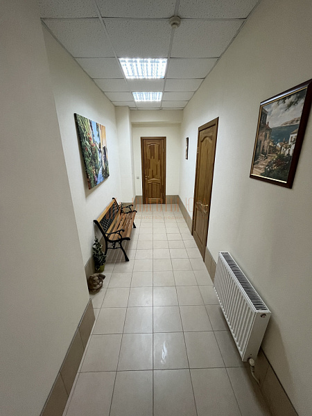 Офисные помещения, 42 кв.м. (№2880)