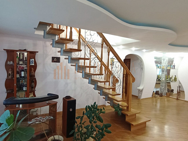 6-к квартира, 314 кв.м. (№2632)