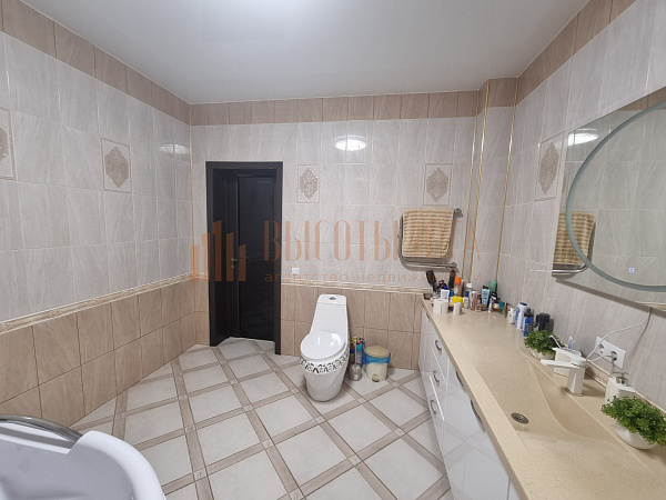 Дом, 180 кв.м. (№2808)