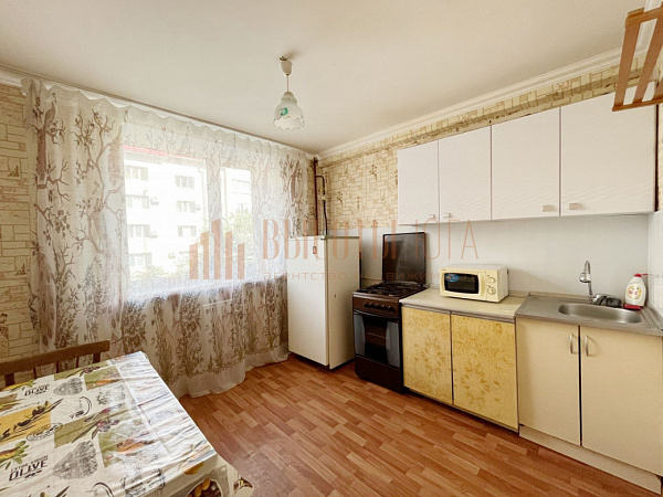 1-к квартира, 40 кв.м., 45 Параллель ул., 32