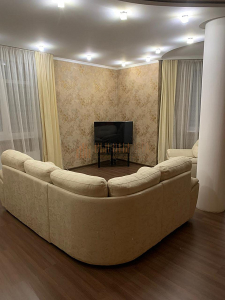 2-к квартира, 115 кв.м. (№2737)