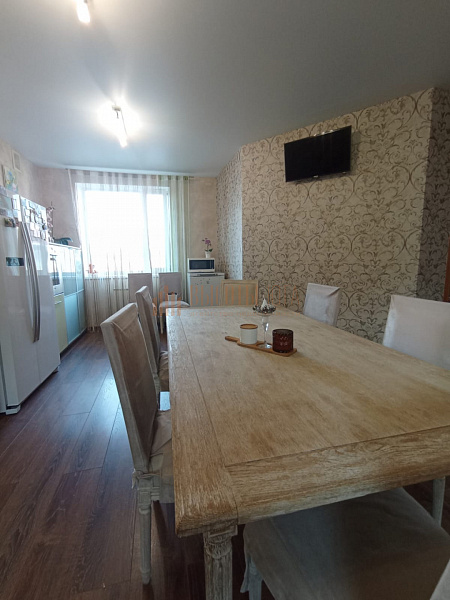 6-к квартира, 238 кв.м. (№2645)
