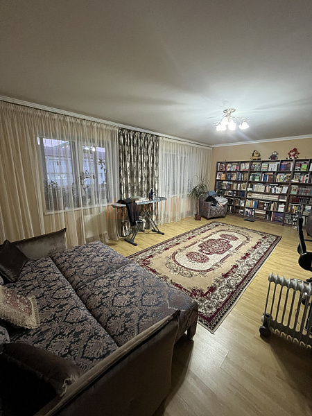 2-к квартира, 84 кв.м. (№2949)
