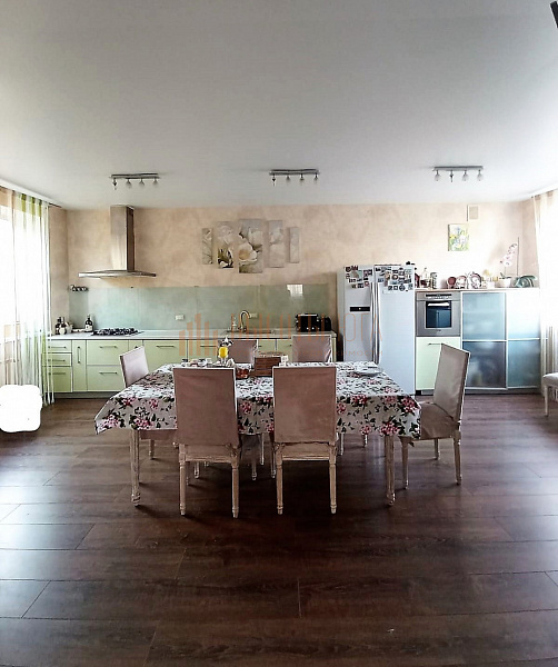 6-к квартира, 238 кв.м. (№2645)