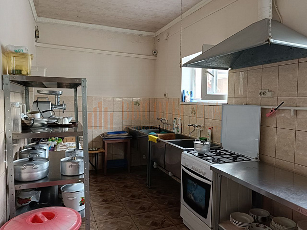 Помещения свободного назначения, 300 кв.м. (№2834)