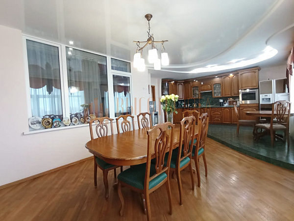 6-к квартира, 314 кв.м. (№2632)
