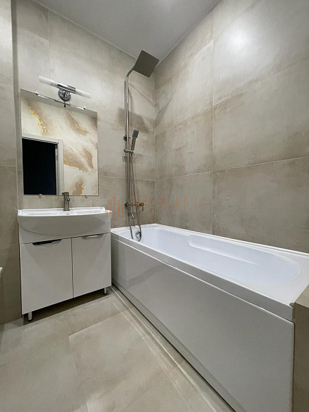 2-к квартира, 65 кв.м. (№2666)